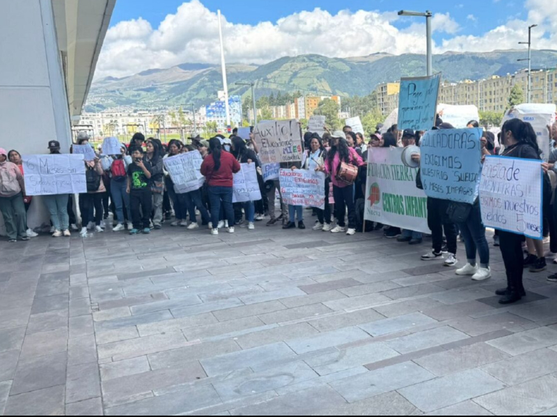 Ecuador acumula atrasos presupuestarios por 1.559 millones en el primer semestre