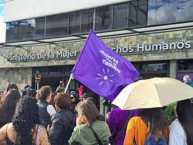 ‘El cierre del Ministerio es femicidio institucional’: más de 500 colectivos feministas se declaran en resistencia