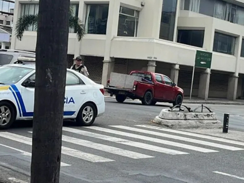 Alarma en Rukito de Urdesa Central por amenaza de bomba que resultó falsa