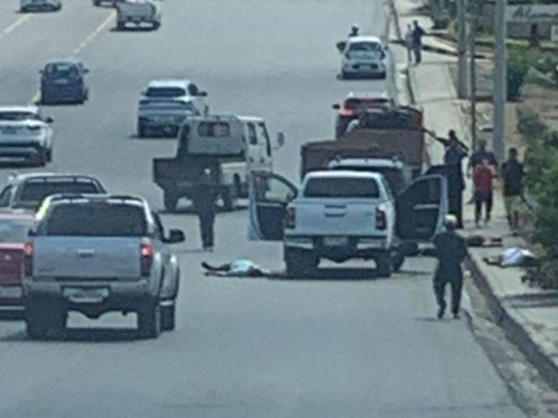Asesinan a cabecilla de Los Lobos, su esposa y dos exmilitares en la vía Manta-San Mateo