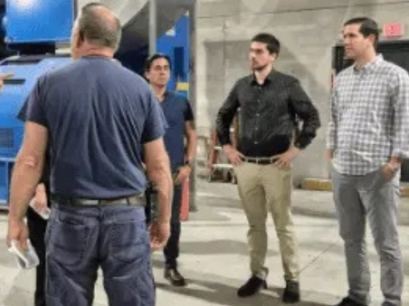 Calero regresa a CELEC tras dejar Viceministerio