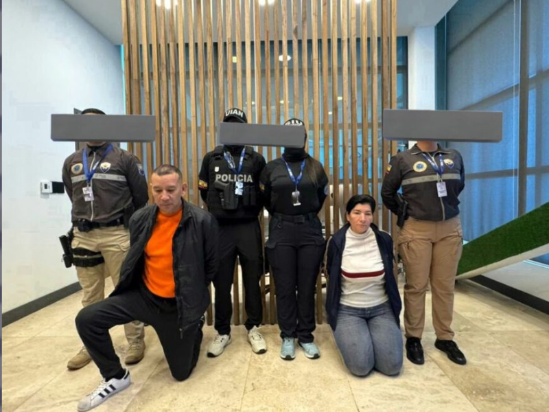 Ecuador extradita a EE. UU. a alias ‘Llanero’ y ‘Nirama’ en operativo contra el narcotráfico