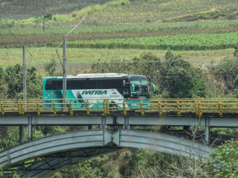 Gobierno inicia rehabilitación de la vía Balbanera–Pallatanga–Cumandá