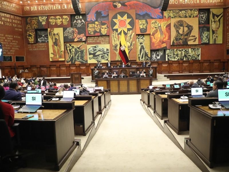 Asambleístas acumulan $70.000 en multas por atrasos y ausencias