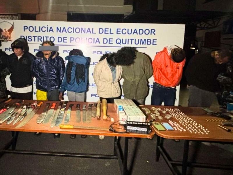 Caen 7 presuntos miembros de ‘Los Lobos’ en Quito: armas, drogas y motos robadas en un solo operativo