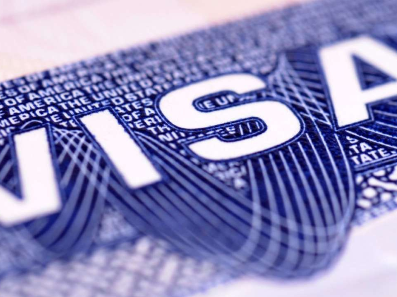Embajada de Estados Unidos advierte sobre fraudes de visas promovidos en TikTok