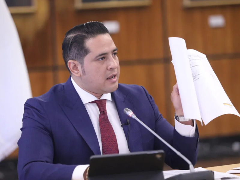 Abogado de Ronny Aleaga sancionado por dilatar audiencia del caso Villavicencio