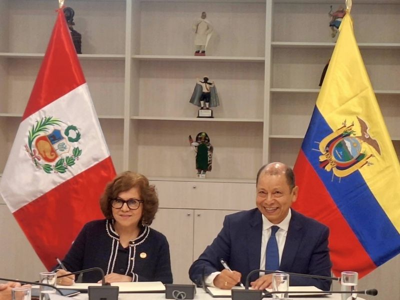 Ecuador y Perú sellan acuerdo para impulsar la formalización laboral