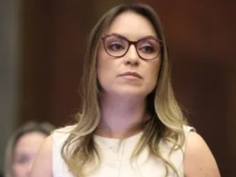 Mishel Mancheno asume la jefatura del bloque de ADN