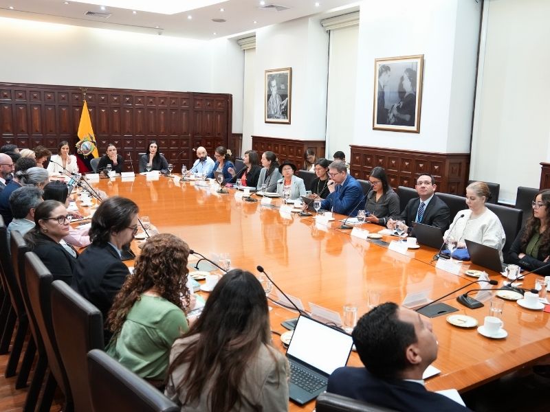 Ecuador y la ONU trazan hoja de ruta para enfrentar desnutrición, embarazo adolescente y fortalecer salud mental