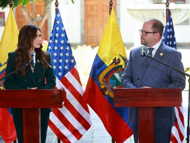 EEUU enviará oficiales permanentes a Ecuador para fortalecer lucha contra el crimen organizado