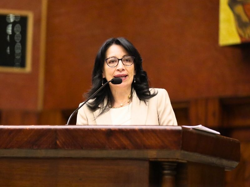 Solo 75 votos: Asamblea no logra censurar a Solanda Goyes tras maratónica sesión