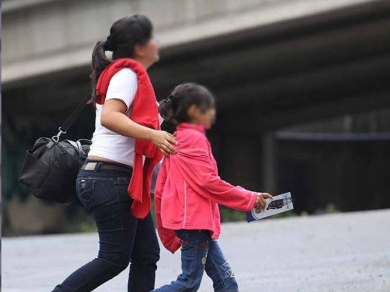 Niña ecuatoriana de seis años, la deportada más joven desde EE.UU.