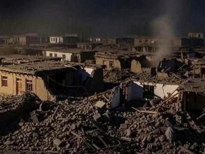 Terremoto en Afganistán deja más de 800 muertos y miles de heridos